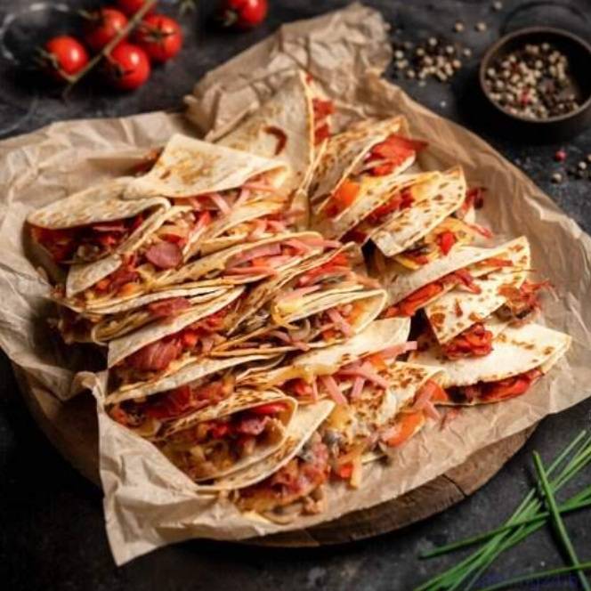 Фуршетный сет "Своя компания" на 21-25 персон 